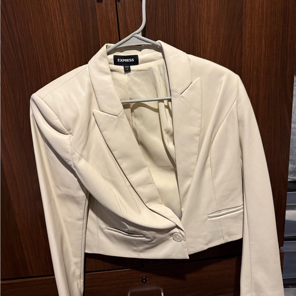 Express cropped blazer